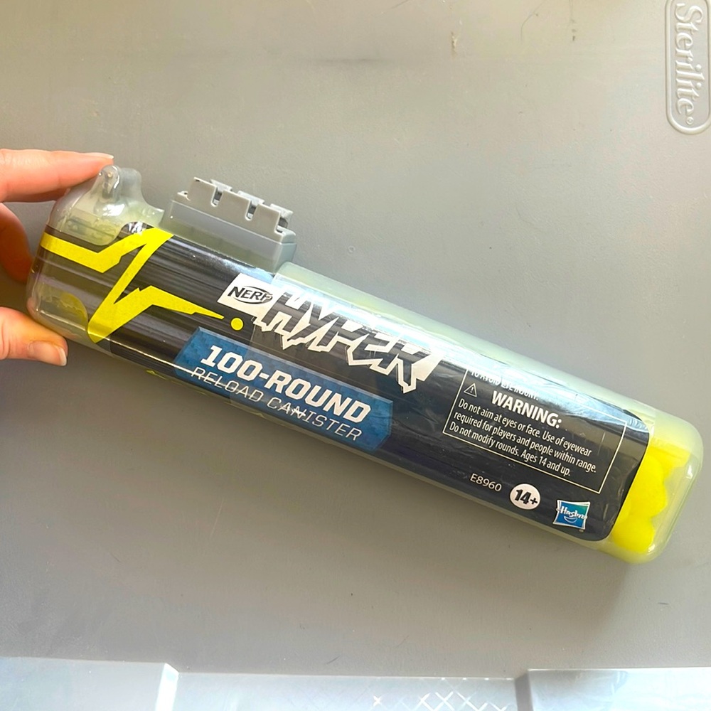Nerf HYPER. 100 round reload canister NWT